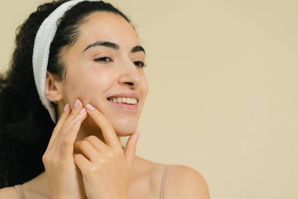 12 Best Anti-Aging Skincare Products for Your 20s: Expert Picks for Youthful Skin