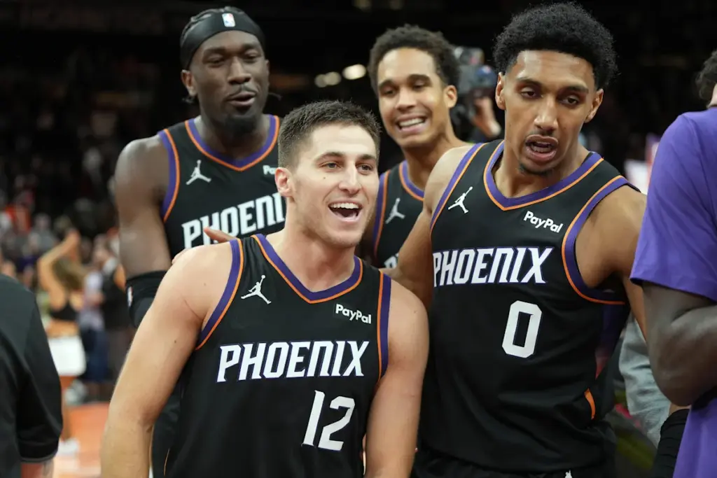 Gone in 49.3 Seconds: Suns Overcome 8-Point Deficit with Dramatic Last-Minute Rally