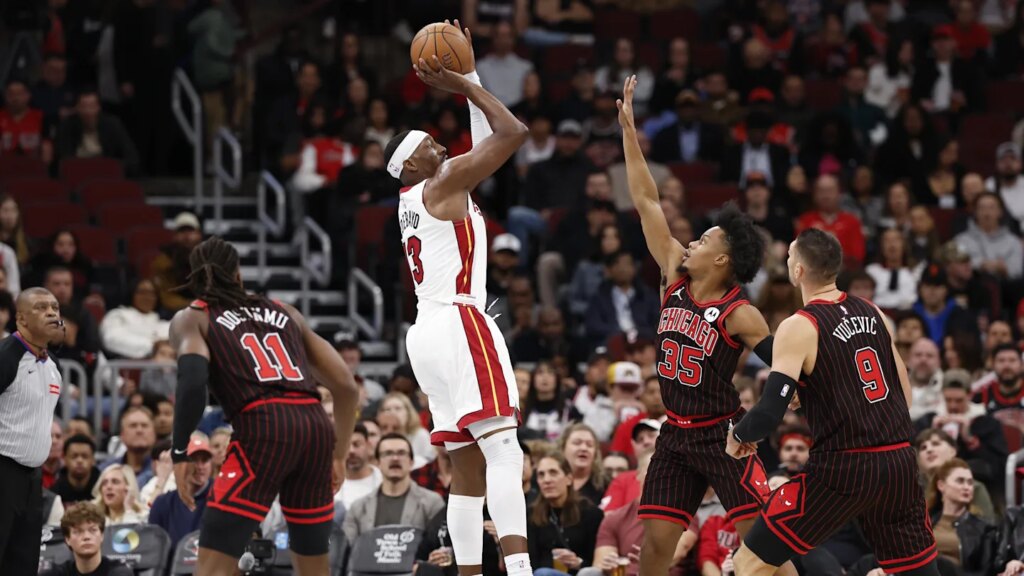 Kel'el Ware’s Two-Way Impact Sparks Miami Heat in Decisive Blowout Over Bulls