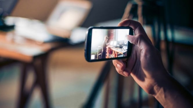Start Your Successful Creator Journey with These Advanced Smartphone Cameras Under $500