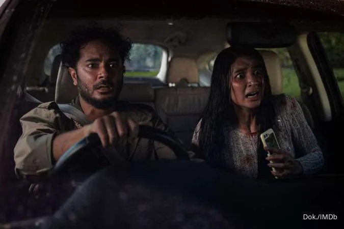 8 Best Zombie Movies to Watch on Halloween, Featuring Abadi Nan Jaya on Netflix