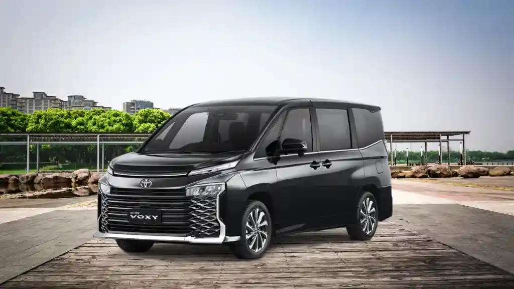 Is the Toyota Voxy Fuel Efficient? Here’s the Objective Answer for Potential Buyers