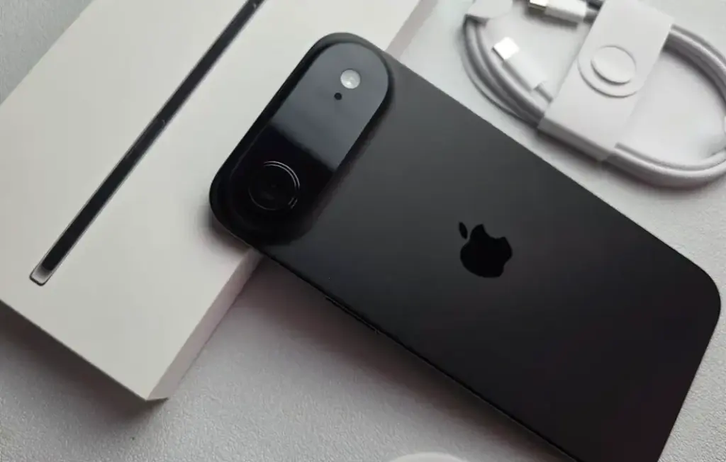 iPhone Air Used Prices Plunge 47%, Marking Sharpest Decline in iPhone 17 Series