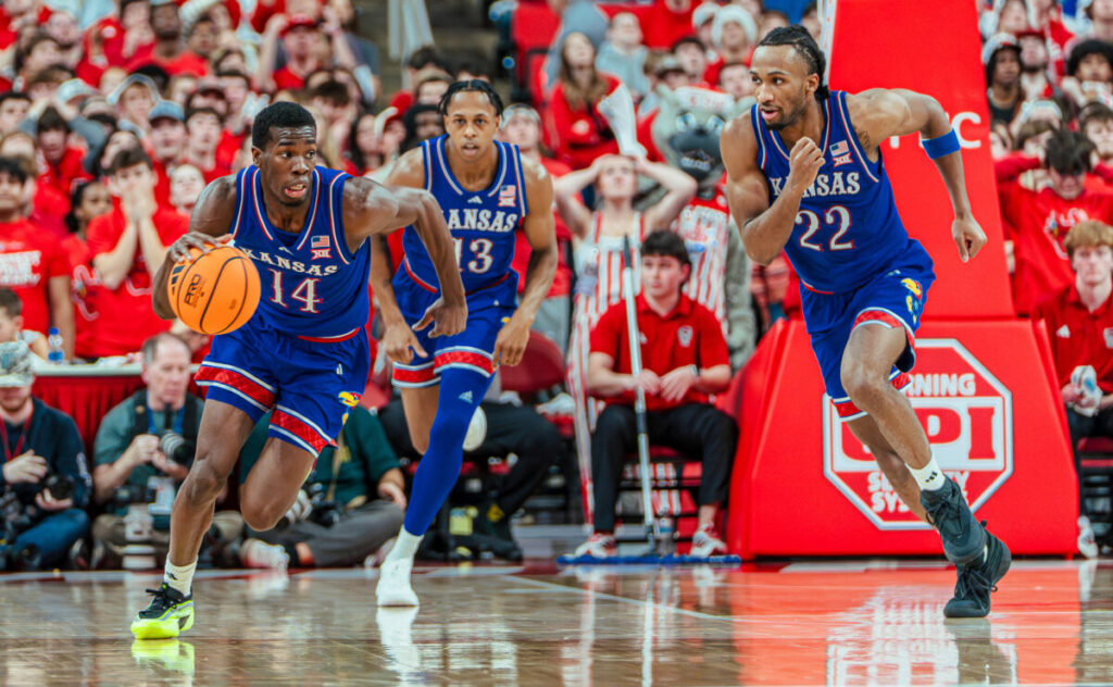 Preview: Self Aims for Faster-Paced Offense in Upcoming Game Against Towson