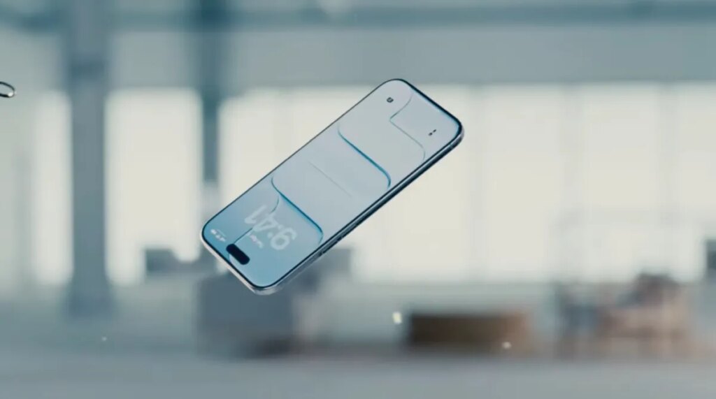 Apple iOS Update Enables Liquid Glass Rollback Feature on Lock Screen for Enhanced Control