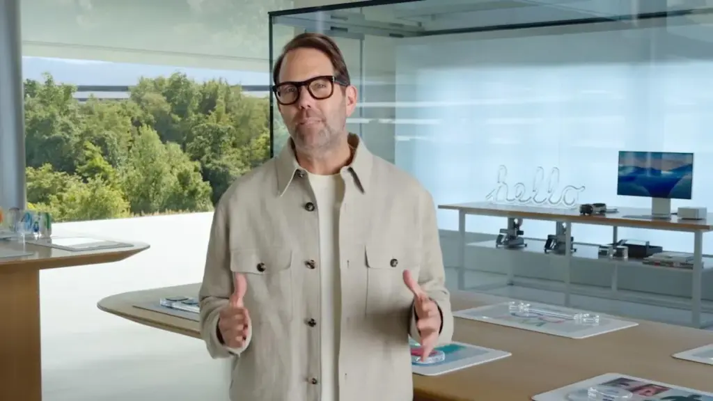 Former Apple Lead Designer Alan Dye Joins Meta, Signaling New Design Leadership Shift