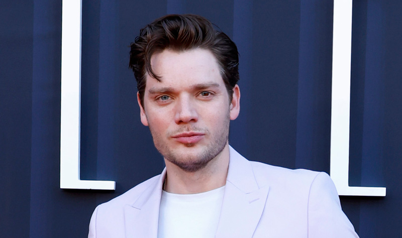 Is Dominic Sherwood Single or Married? Meet His Actress Girlfriend Francesca Corney | Celebrity News