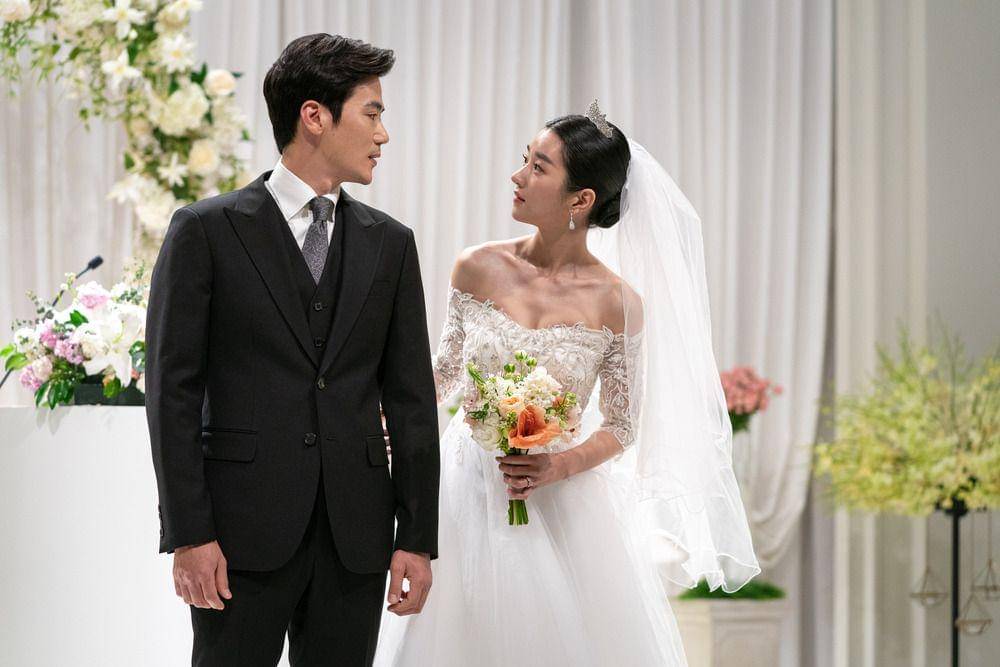 9 Best Korean Melodrama Movies to Watch for Heartfelt and Emotional Stories