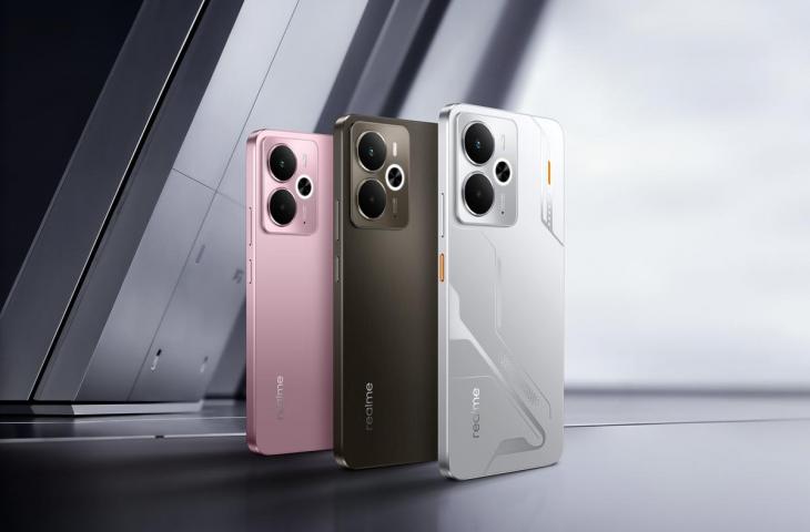 Top Realme Smartphones with Jumbo Battery, AMOLED Display & Fast Performance for November 2025