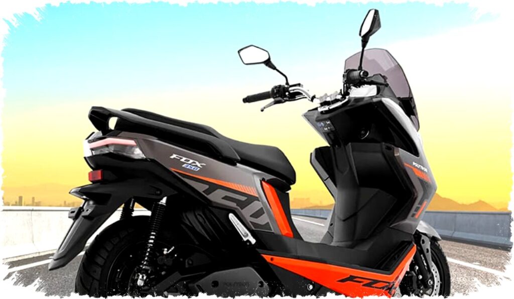 Polytron Fox 350 Electric Scooter: LiFePO4 Battery Powers Smooth 130 Km Ride