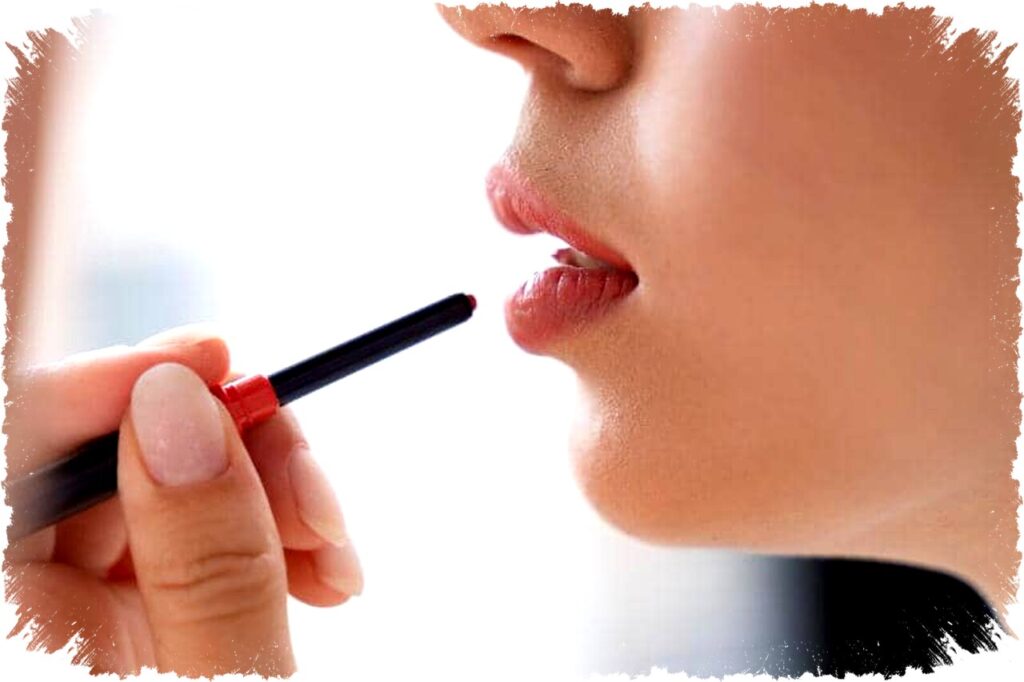 When to Use Lip Balm, Lip Oil, and Lip Gloss: Tips for Perfect Lip Care Daily