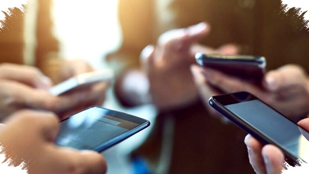Smartphone vs Handphone: Key Differences You Should Know Today