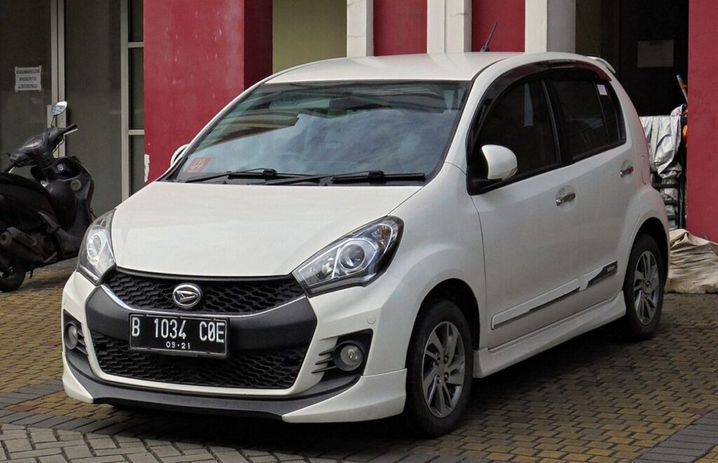 Daihatsu Sirion: Compact Stylish Car with Spacious Cabin & Full Features for Smart Buyers