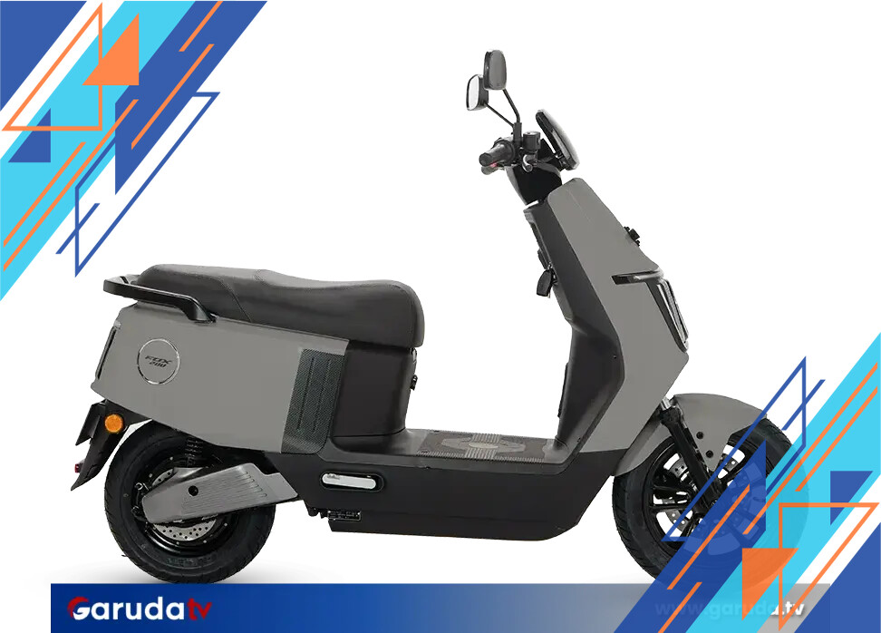 Why Electric Motorcycles Are Ideal for Productive Urban Women on the Go