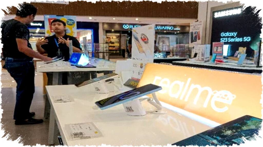 Realme Denies Oppo Merger Rumors and Clarifies Workforce Optimization Amidst Market Focus