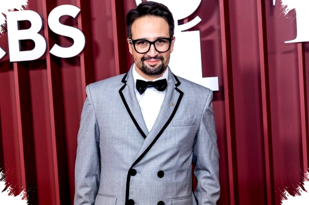 Lin-Manuel Miranda, Anne Hathaway, and The Jonas Brothers Join Disney Legends Lineup