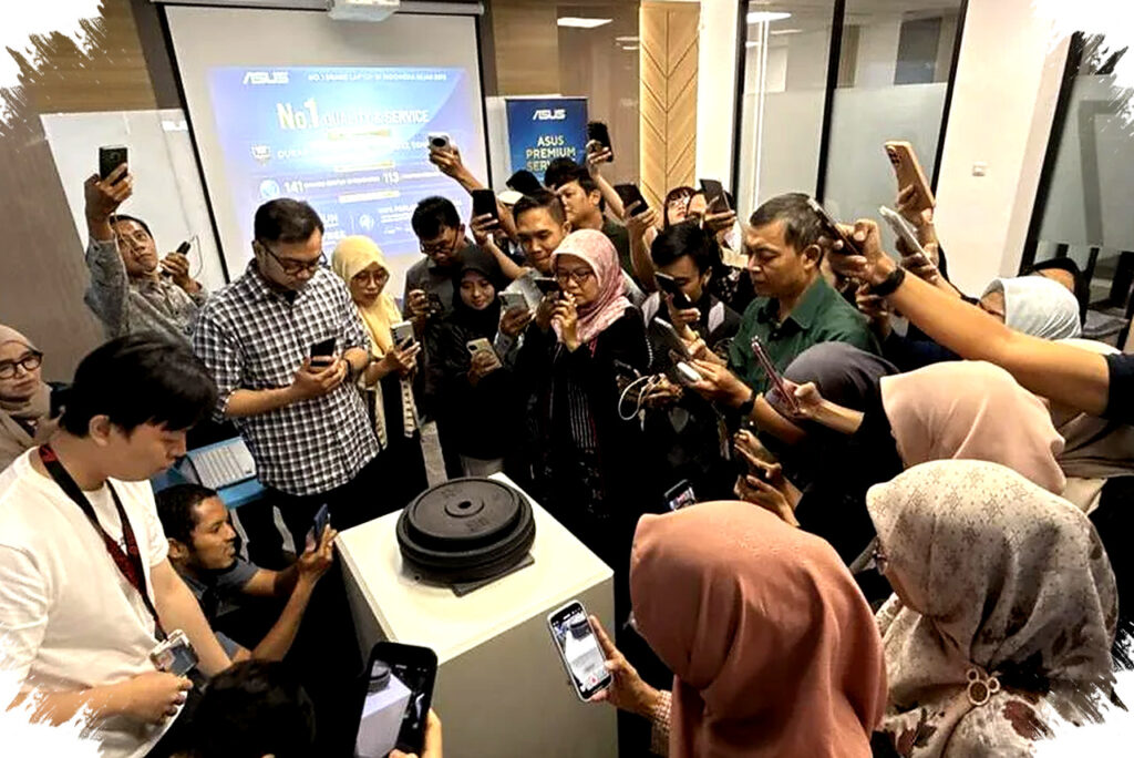 Asus Reinforces Market Leadership, Unveils Military-Grade Durability and Extended 3-Year Warranty