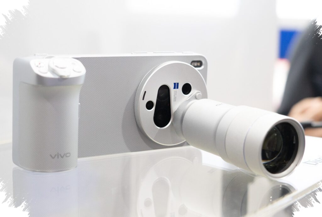 Vivo X300 Ultra Targets Creators With 4K 120fps Video, 1,600mm Zoom Extension