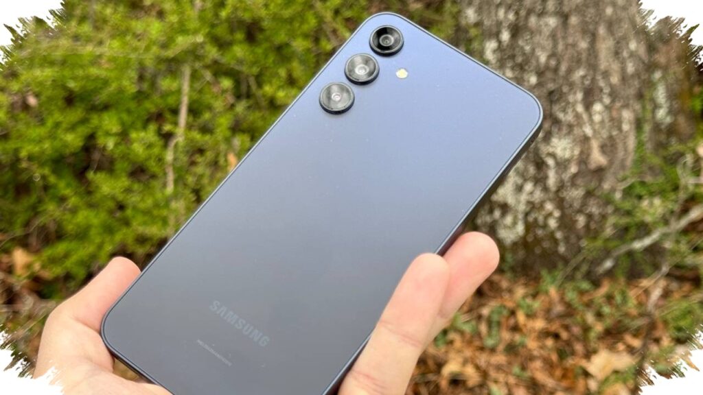 Six Years of Samsung Updates Redraw the Bargain Phone Race in April 2026