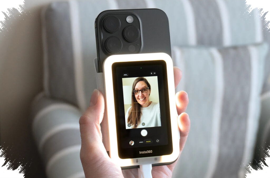 Insta360 Snap Selfie Screen Lets You Vlog With The Rear Camera, Finally Without Guesswork