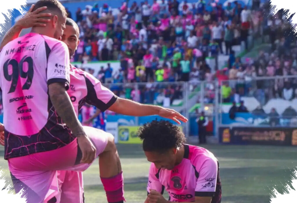 Nicolás Martínez Dismantles Xelajú, Mixco Seal A 3-1 Statement In Santo Domingo