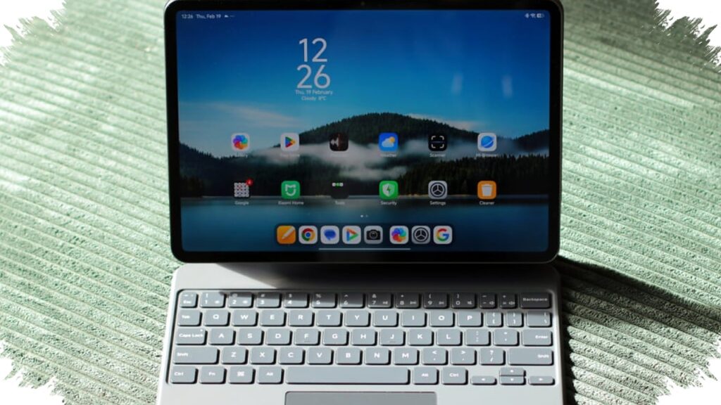 Xiaomi Pad 8 Pro Feels Like A Laptop, Snapdragon 8 Elite Powers Serious Work