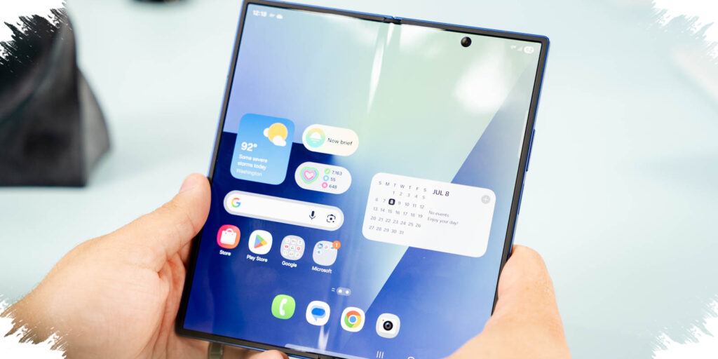Liquid Glass, Smarter Calls, and Wider Sharing Put One UI 8.5 in a Different League