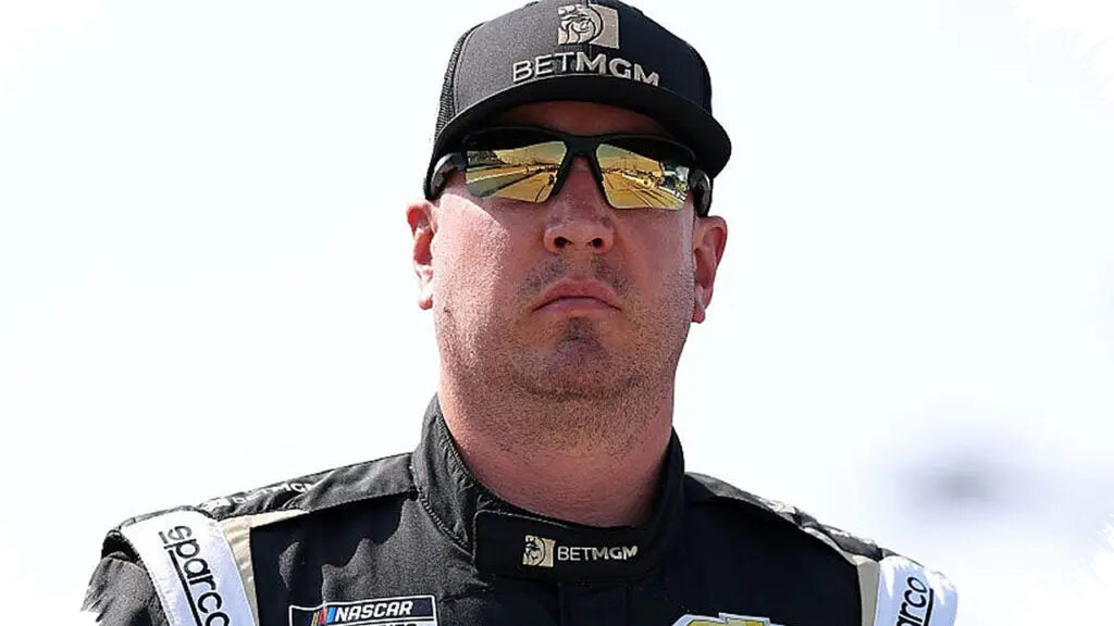 Kyle Busch Goes Nasty At Texas, F-Bombs Fly On Radio And The Finish Ends In A Wreck
