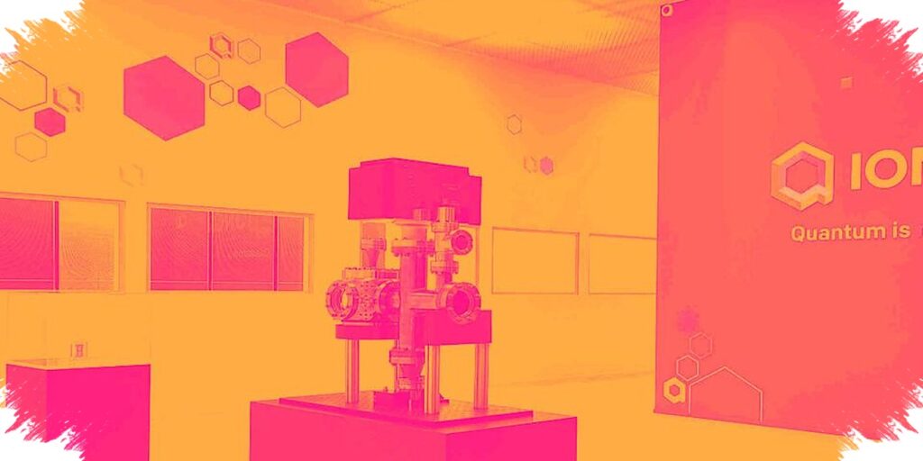 IonQ Heads Into Q1 Earnings, Revenue Seen Surging 557% As The Stock Jumps 57%