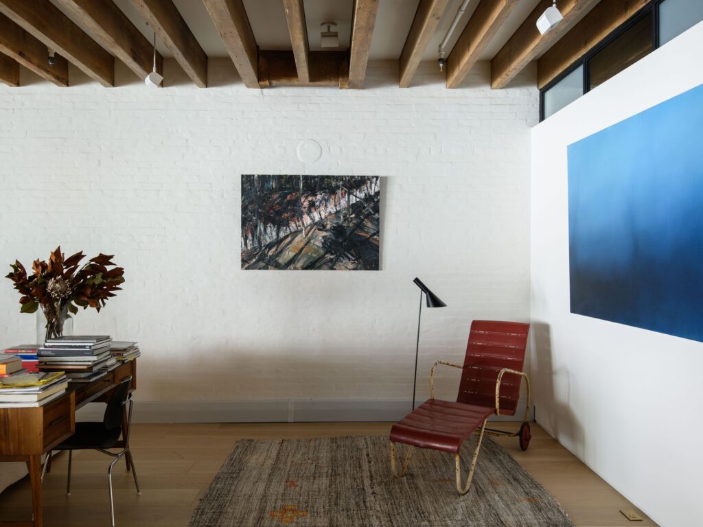 Minimalist Art Spaces Turn Premium, Gemini AI Prompts Deliver A Cinematic Finish