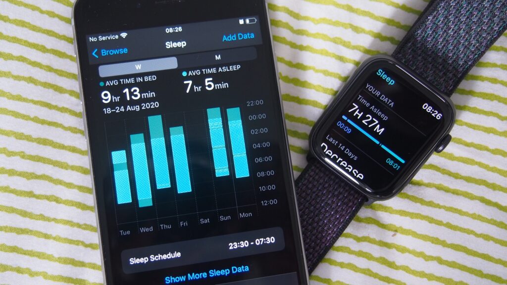 Smartwatch Sleep Tracking Goes Beyond Hours, Making Mornings Feel Less Abrupt