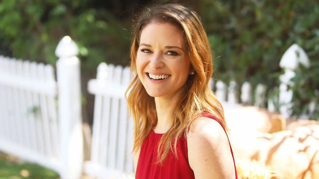 Sarah Drew Says Her Father's Faith Advice Turned Motherhood Fear Into Gratitude
