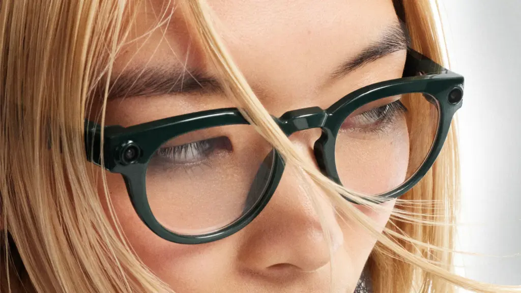 Google’s Android XR Glasses Look More Ordinary, But Their Privacy Questions Grow Sharper