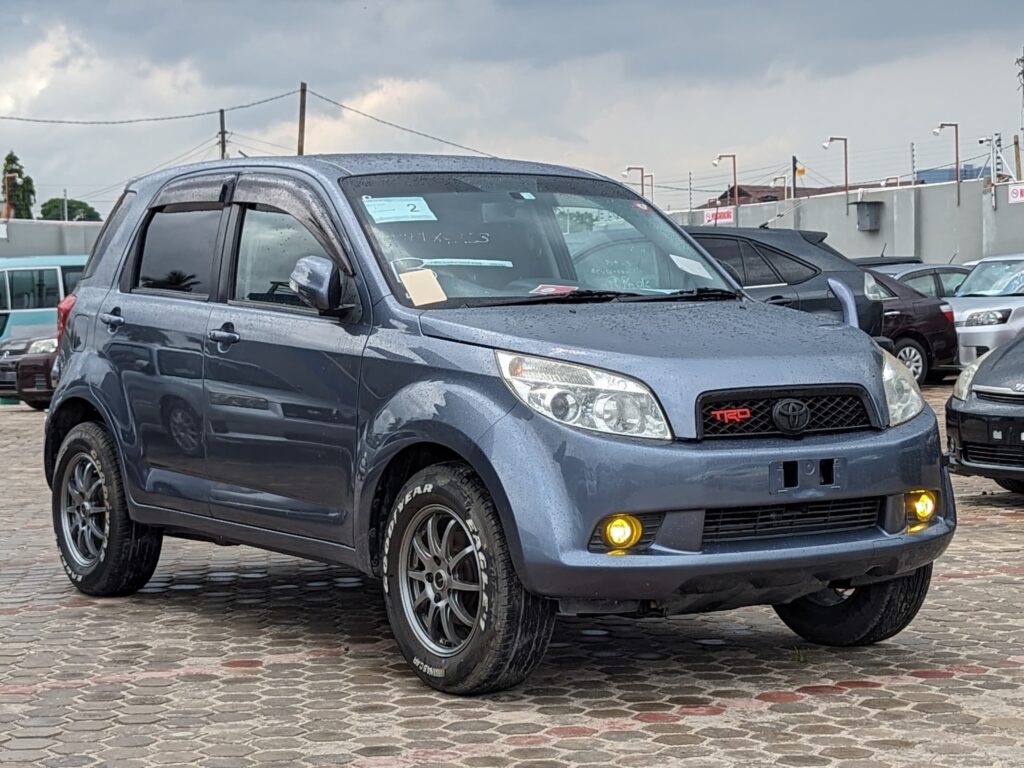 Toyota Rush Keeps Its Edge With High Ground Clearance, RWD, and Seven-Seat Value