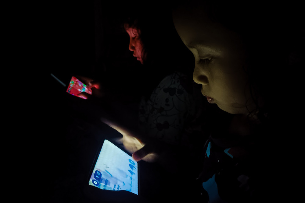 Indonesia Moves to Tighten Child Digital Safety After Widespread Sexual Content Exposure on Social Media