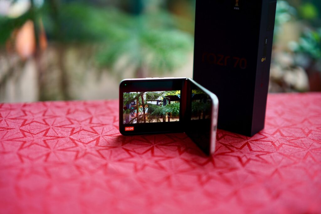 Razr 70 Camera Holds Up For Everyday Use, But Falls Short Of Flagship Detail