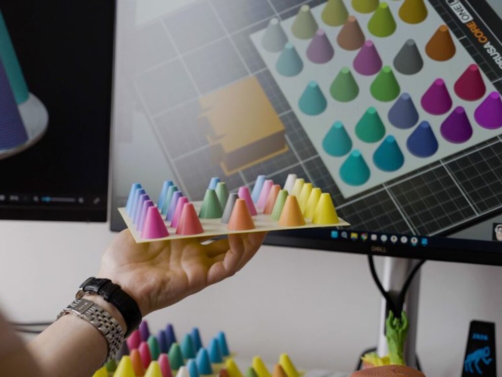 Prusa ColorMix Promises Multicolor 3D Printing Without The Filament Shuffle