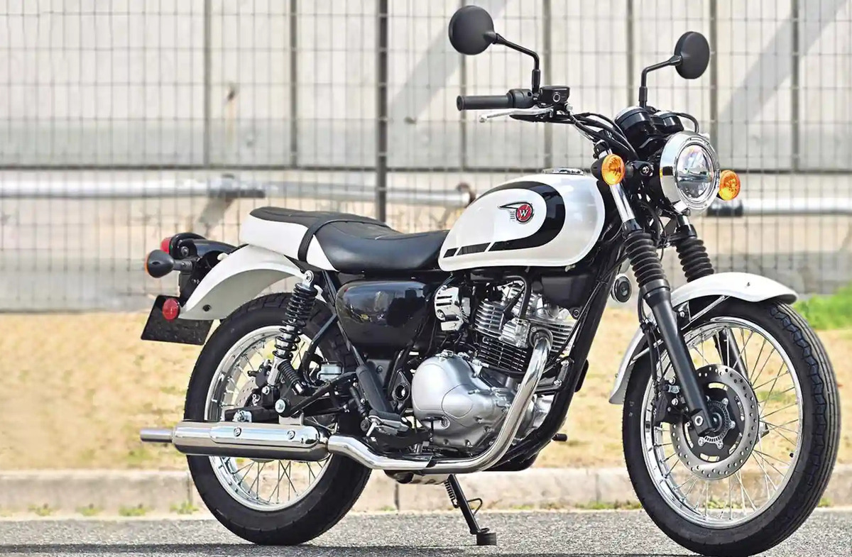 Classic Styling Meets Easy Everyday Control, Kawasaki W230 Centers On Its 233cc Engine