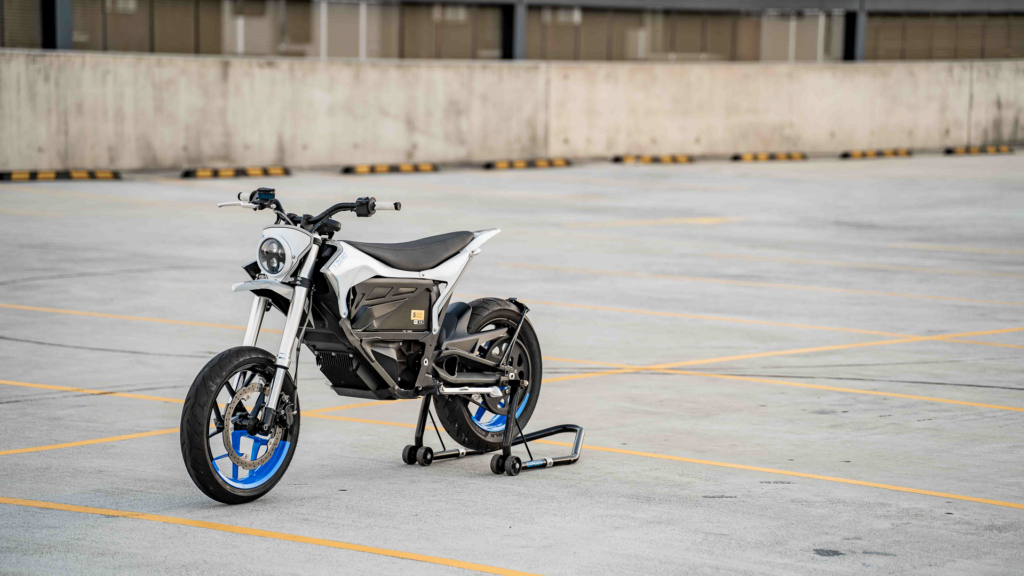 Minimalist Futuristic Styling Is Winning, Electric Motorbike Modifications Stay Safe For Daily Use