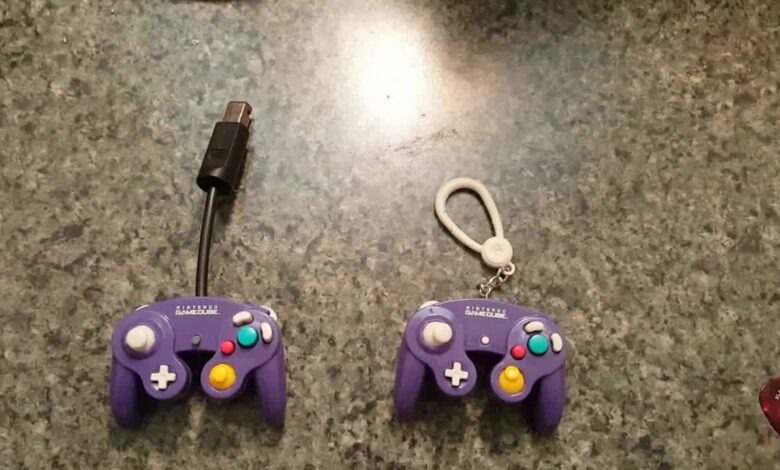 Pocket-Sized GameCube Keychain Becomes A Working Controller, Powered By RP2040
