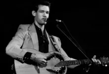 Storms Of Life Turned Randy Travis Into A Country Legend, The 1986 Debut That Changed Everything