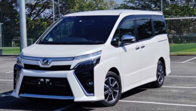 Toyota Voxy Keeps Its Boxy Identity, Adds a More Luxurious Cabin at Rp 631,8 Juta