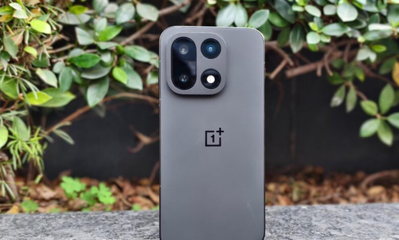 OnePlus 16 Tests a 200MP Main Camera and 9,000mAh Battery, Aiming Beyond Typical Flagships
