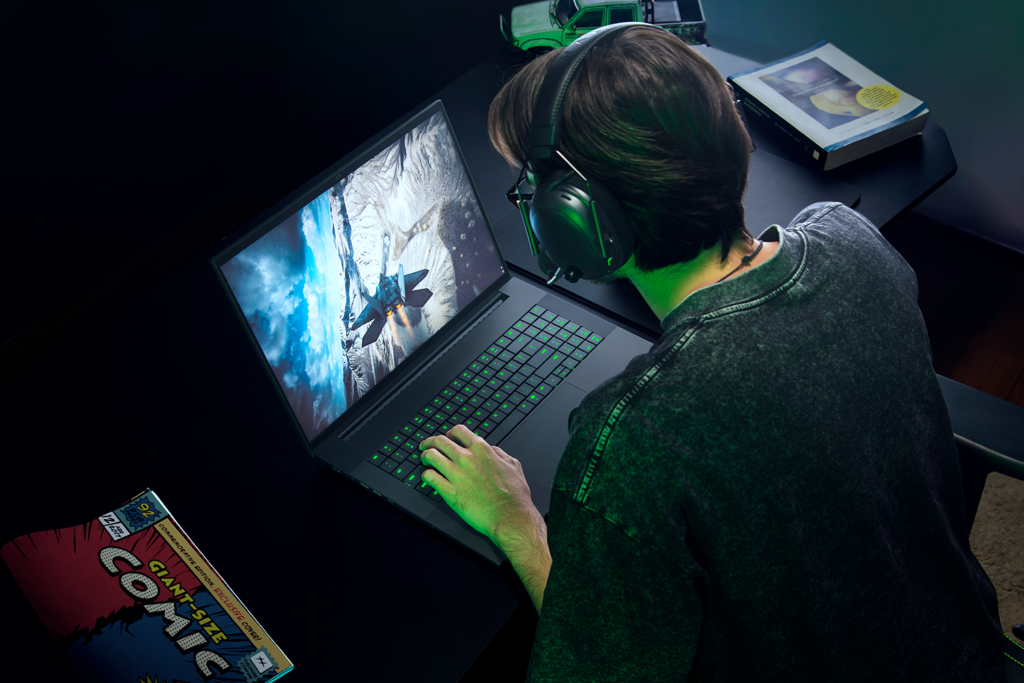 Razer Blade 18 Trades Flash for Raw Power, A Desktop-Class Laptop Built for Work and Play