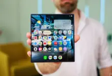 Samsung Galaxy Z Fold 8 Wide Spotted In Public, A Broader Body Signals A New Foldable Direction