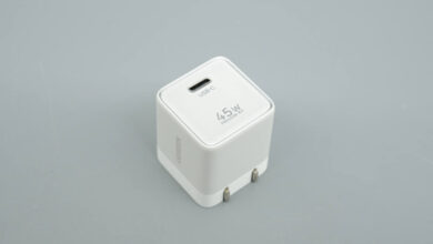 Ugreen’s Cat-Shaped Charger Hides A Detachable Head For 45W Fast Charging