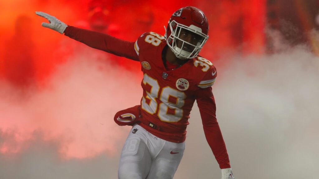 Chiefs Bring Back L'Jarius Sneed, A Risky Reunion With An Injury-Hit Veteran CB