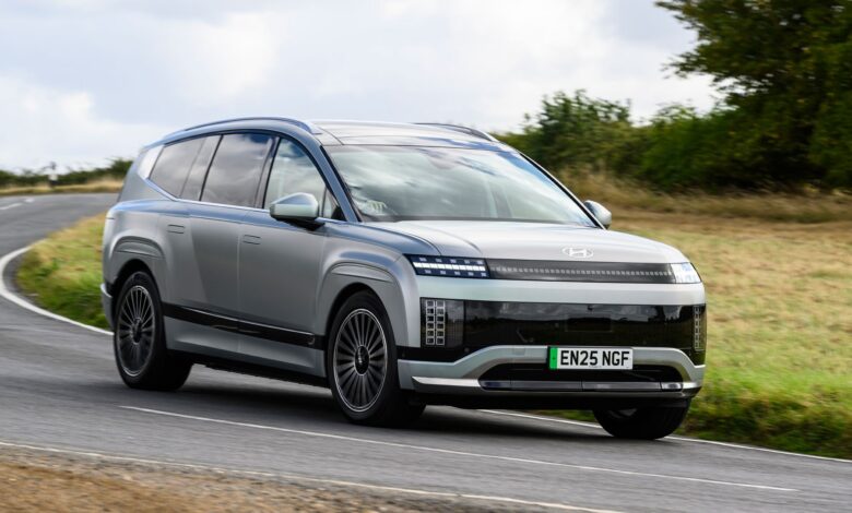 Modern Electric Compacts For 2026, Big Features Without The Heavy Running Costs