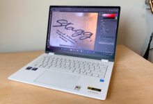 At 990 Grams and Up to 26 Hours of Battery Life, Acer’s Swift Edge 14 AI Targets Premium Mobility