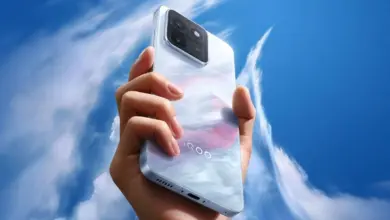 iQOO 15T Takes a Different Route, Gaming Chip Q3 and 8,000 mAh Battery Stand Out